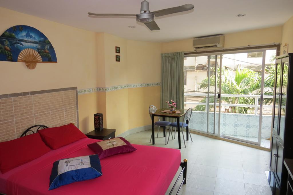 View Talay 1B Serviced Apartments Pattaya Bilik gambar