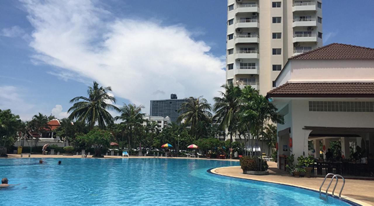 View Talay 1B Serviced Apartments Pattaya Luaran gambar