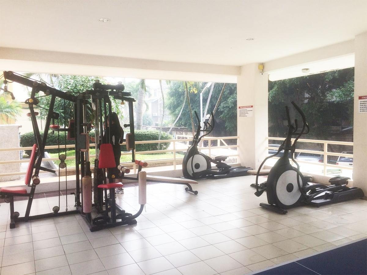View Talay 1B Serviced Apartments Pattaya Luaran gambar