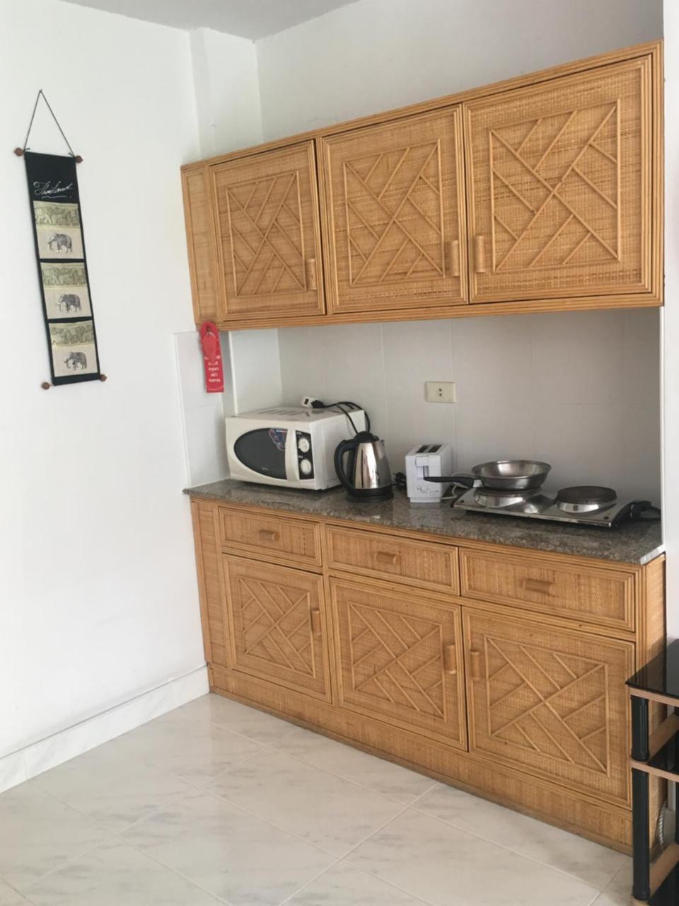 View Talay 1B Serviced Apartments Pattaya Luaran gambar